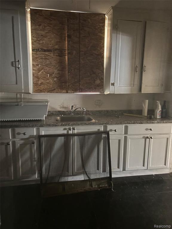 15390 Littlefield Street Property Photo 9