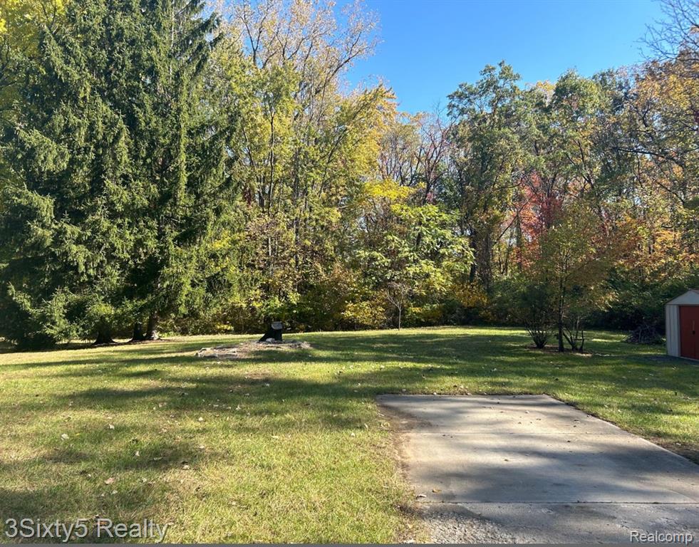 13649 Pardee Road Property Photo 3