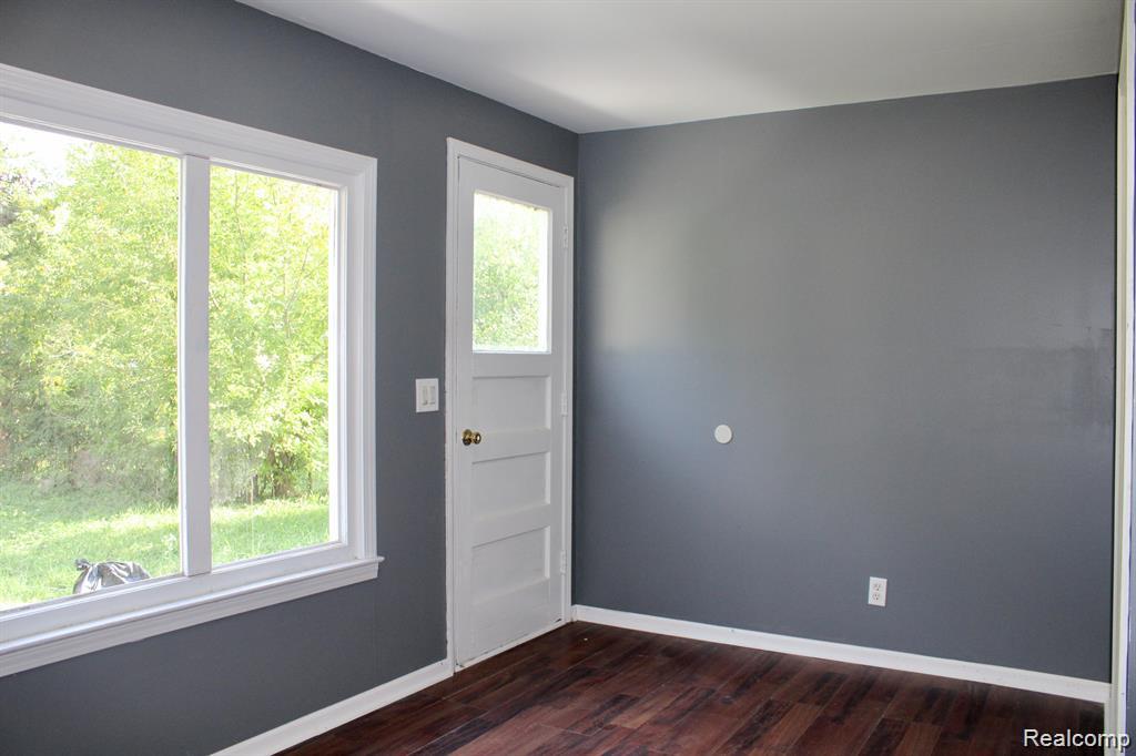 3922 Herrick Street Property Photo 2