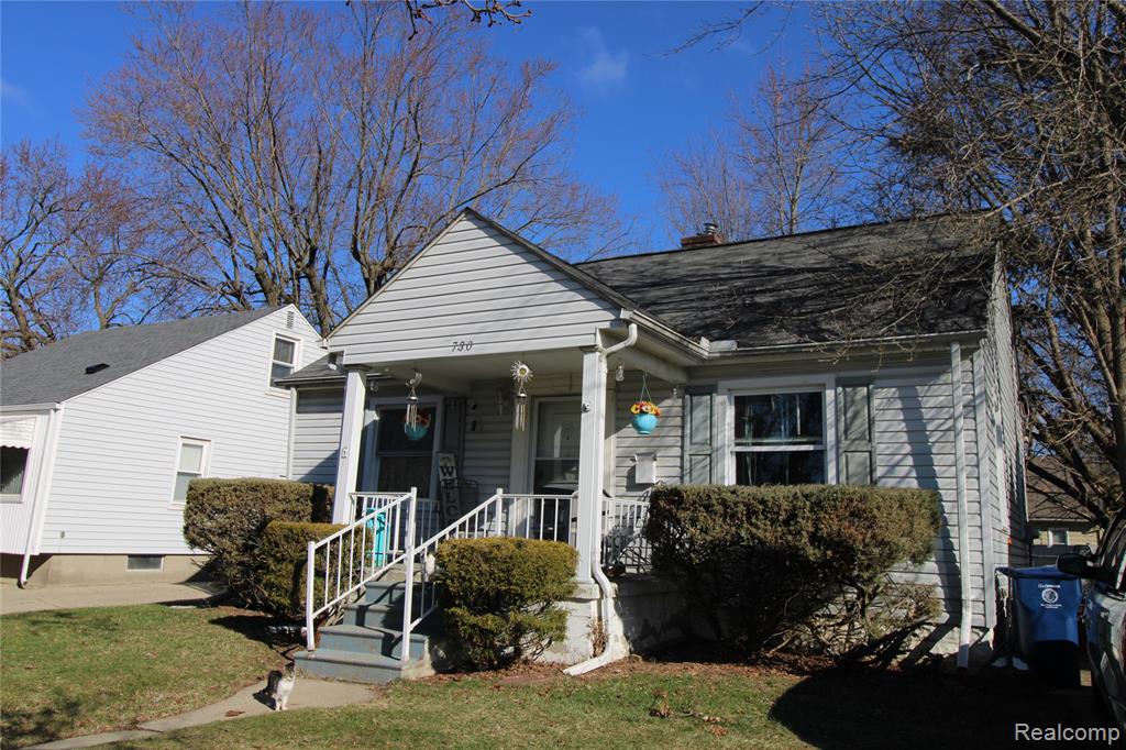 730 Alvord Avenue Property Photo 2