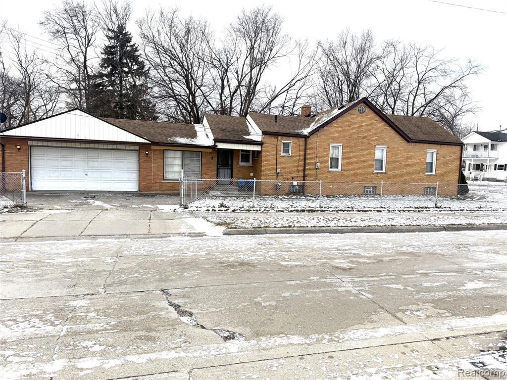 20830 Wellington Avenue Property Photo 1