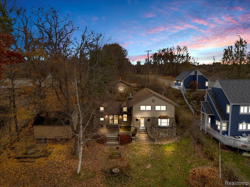 5896 Silver Birch Road Property Photo 1