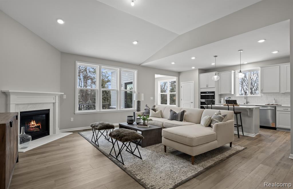2015 Coventry Drive Property Photo 7