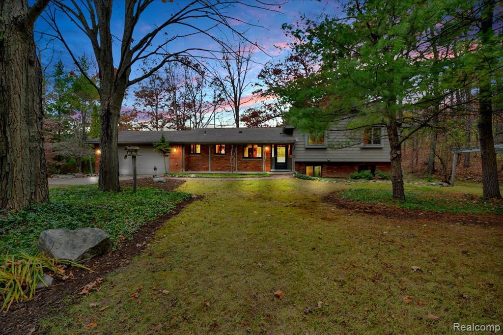 75 Ridgemont Road Property Photo 1