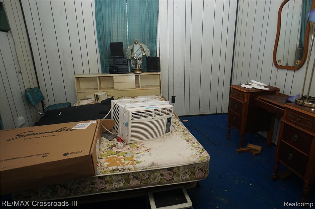 7047 Haggerty Road Property Photo 7