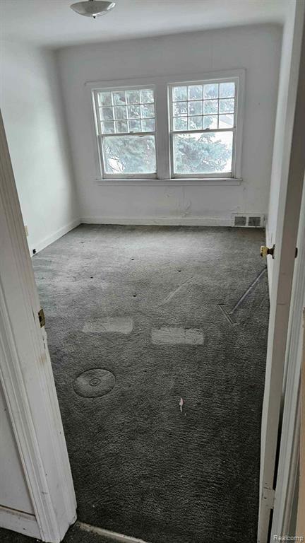 231 W Bennett Avenue Property Photo 17