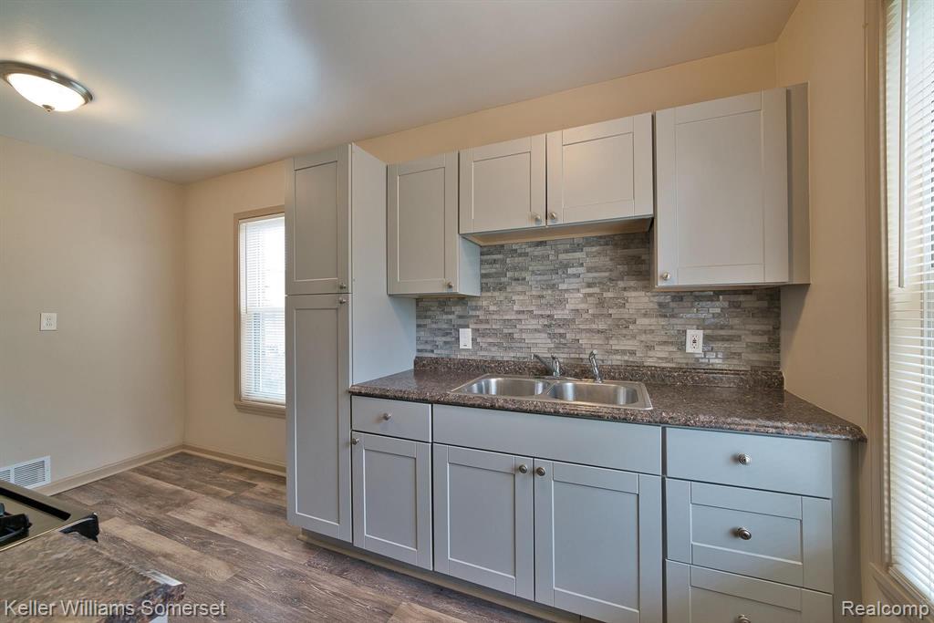 51 Spokane Drive Property Photo 33