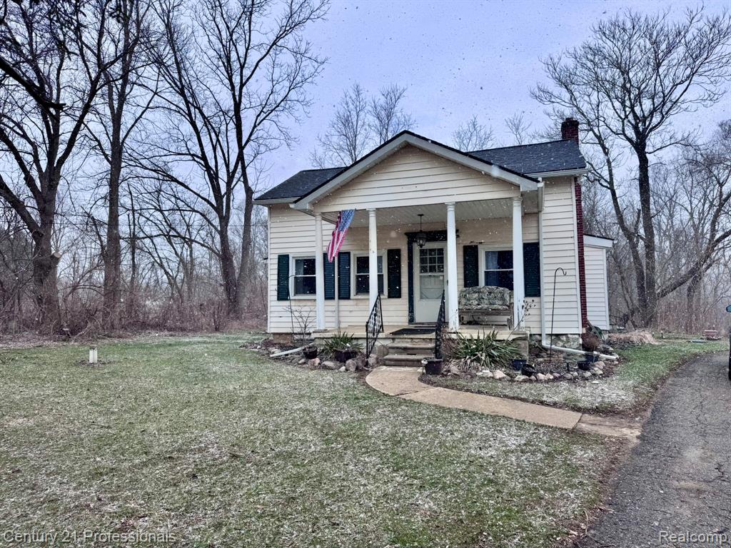 2021 W Rose Center Road Property Photo 1