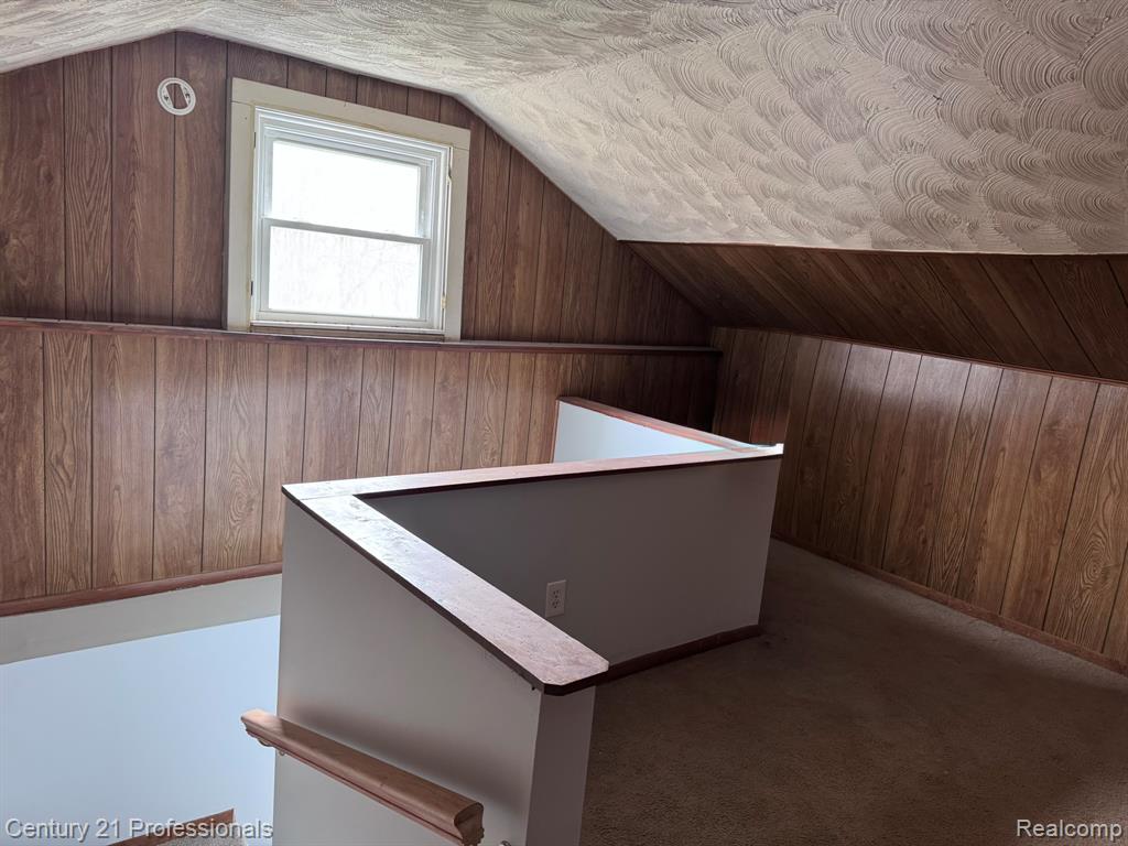 2021 W Rose Center Road Property Photo 28