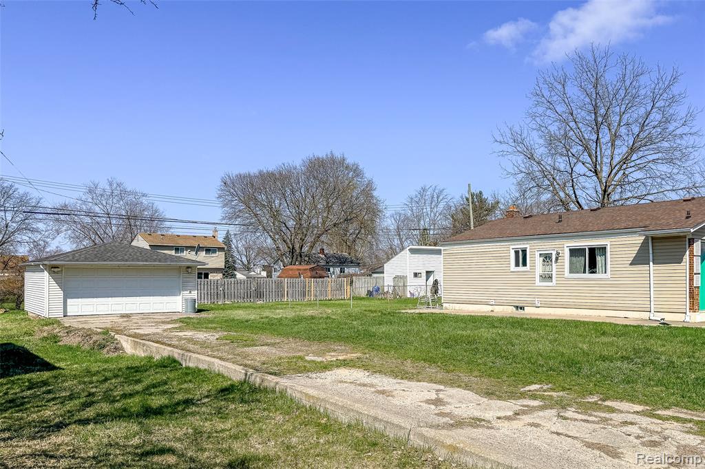 8471 Fremont Street Property Photo 3