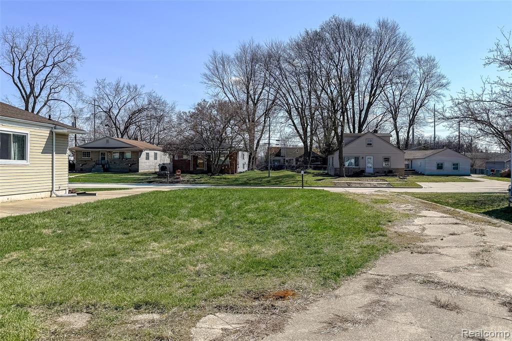 8471 Fremont Street Property Photo 4