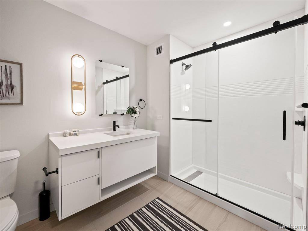 7430 2nd Avenue Property Photo 17