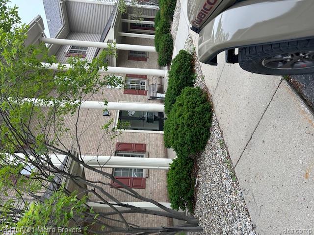 60981785 Property Photo 3