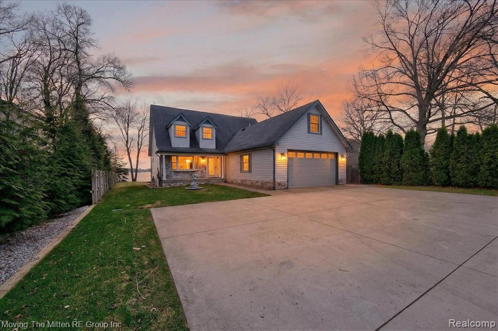 11790 Sunset Lane Property Photo 1