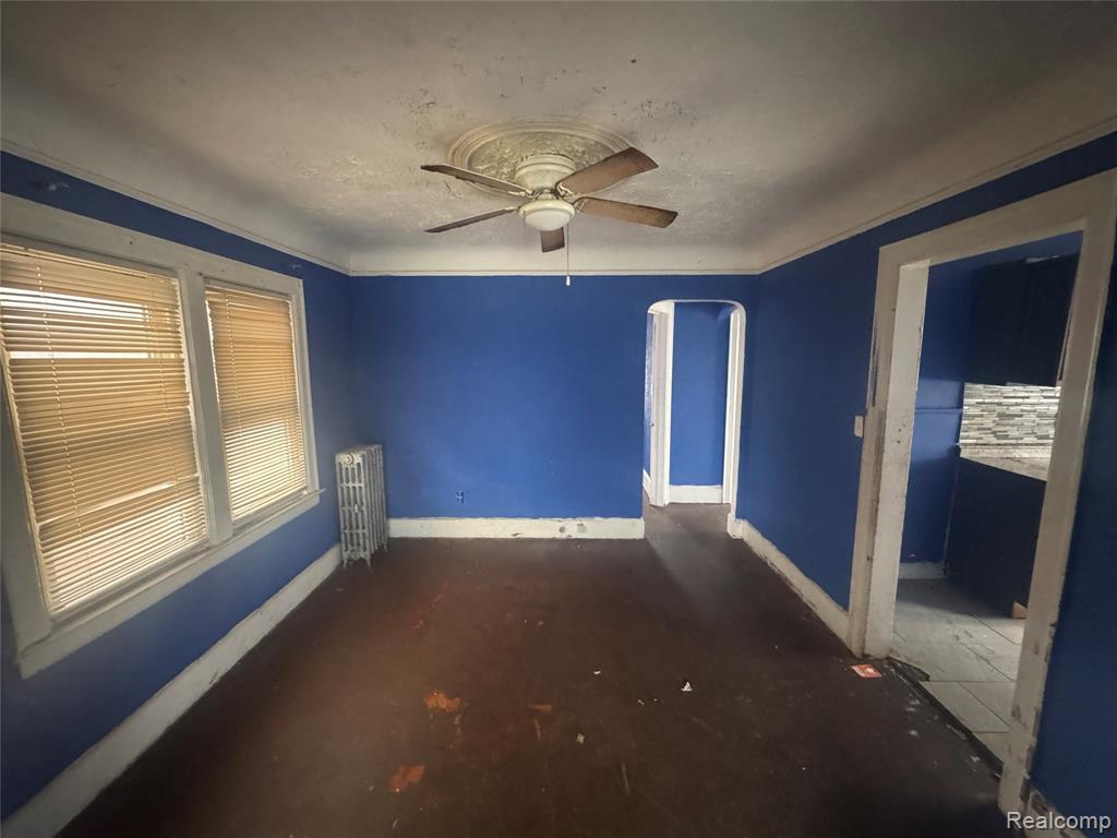 15416 Snowden Street Property Photo 11