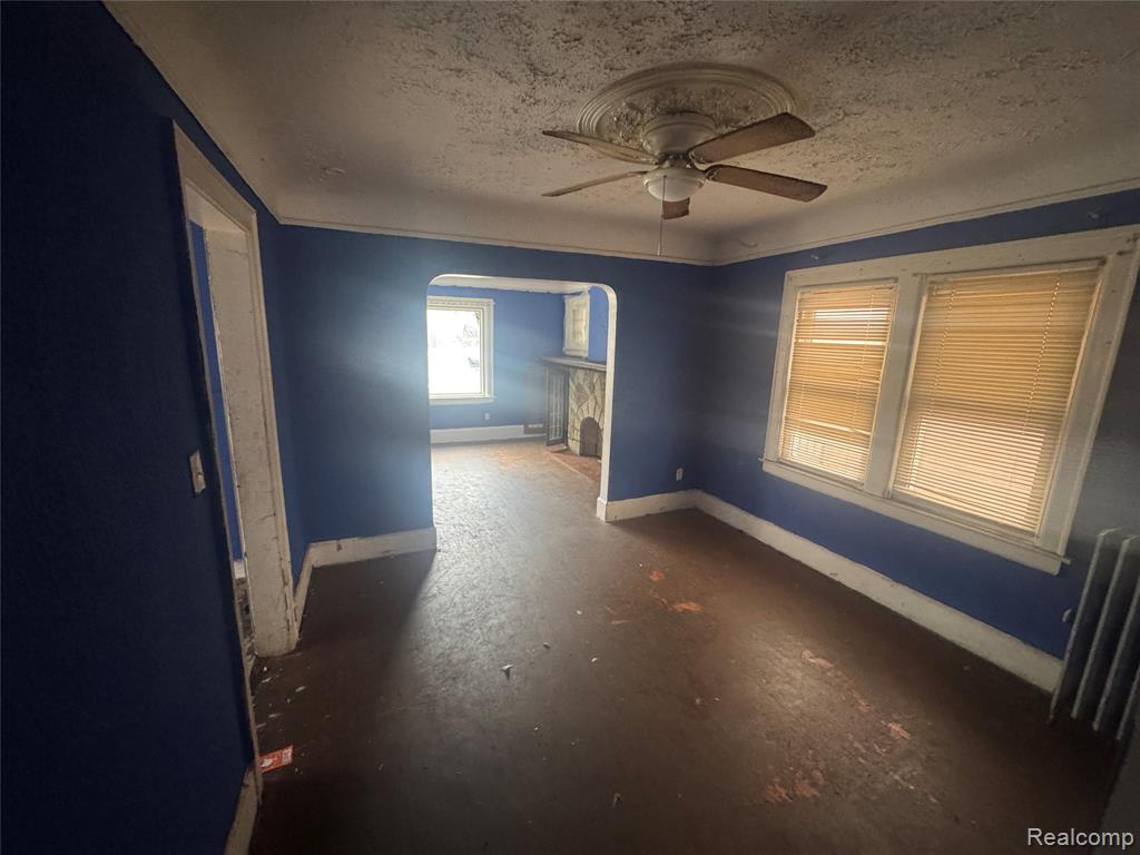 15416 Snowden Street Property Photo 12
