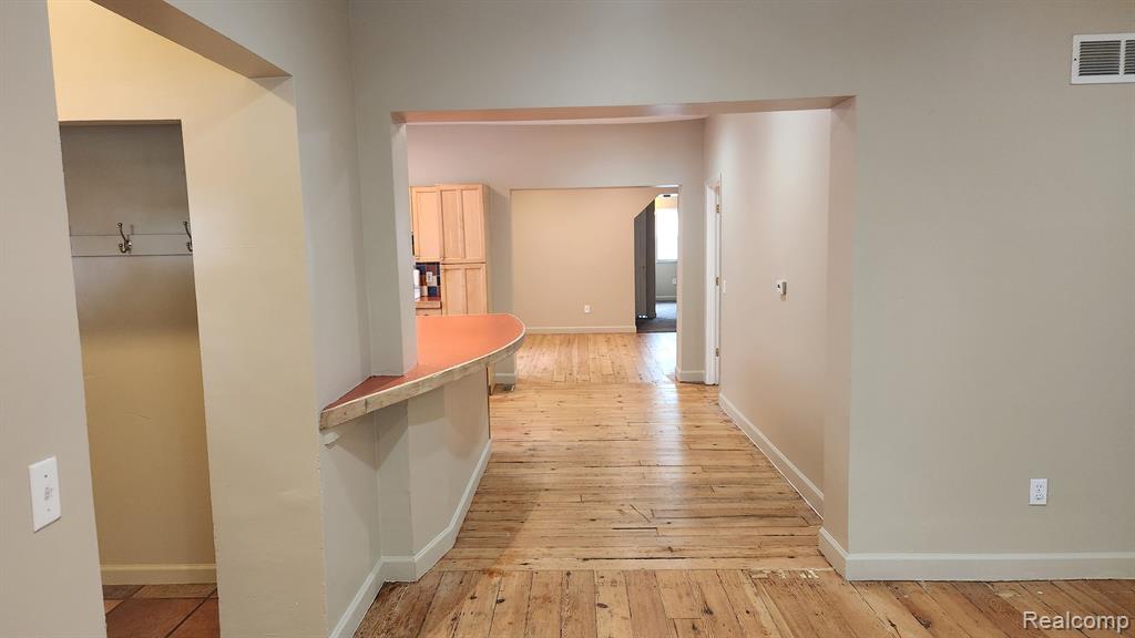 98 Eldredge Street Property Photo 6