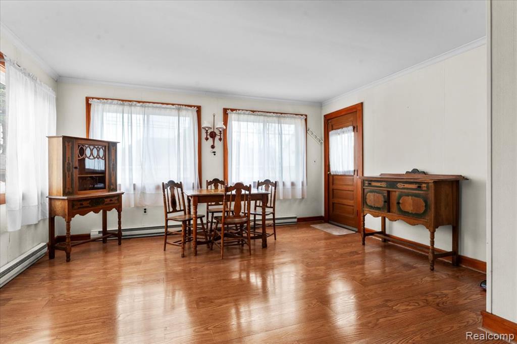 133 Oak Street Property Photo 11
