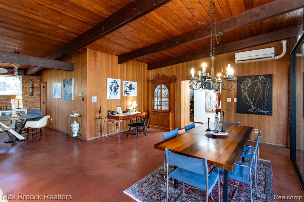 30875 Franklin Road Property Photo 18
