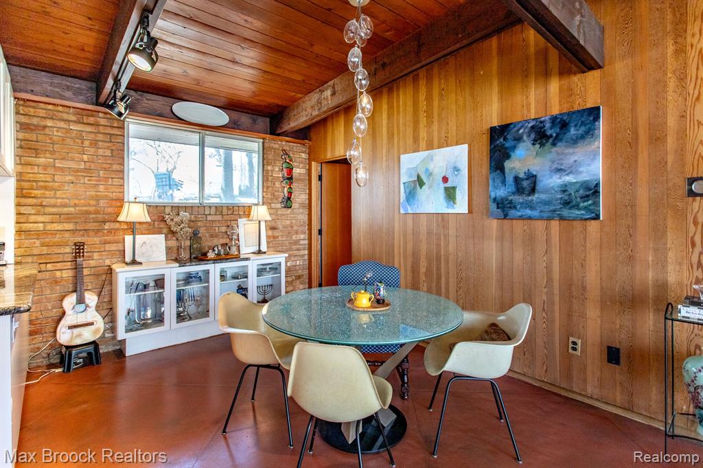 30875 Franklin Road Property Photo 20