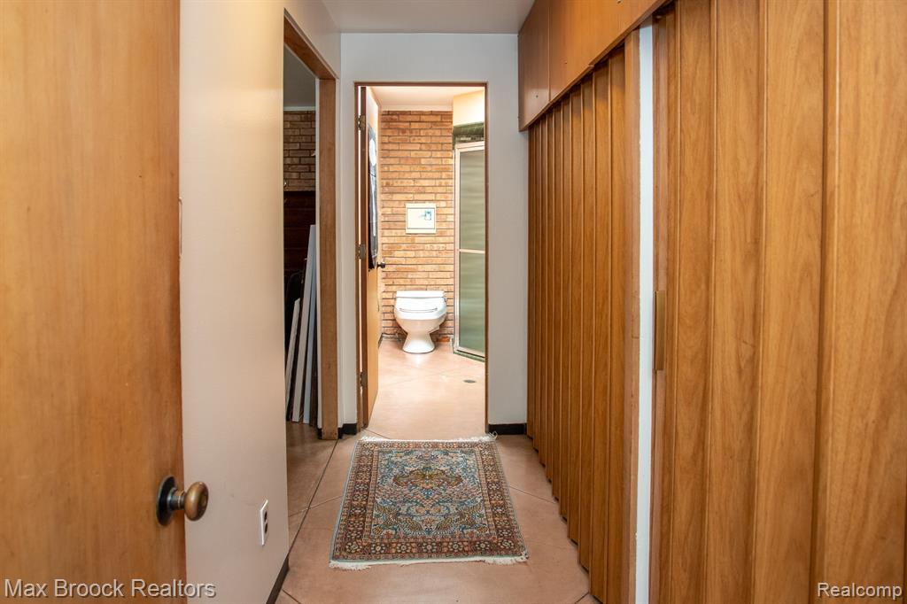30875 Franklin Road Property Photo 33
