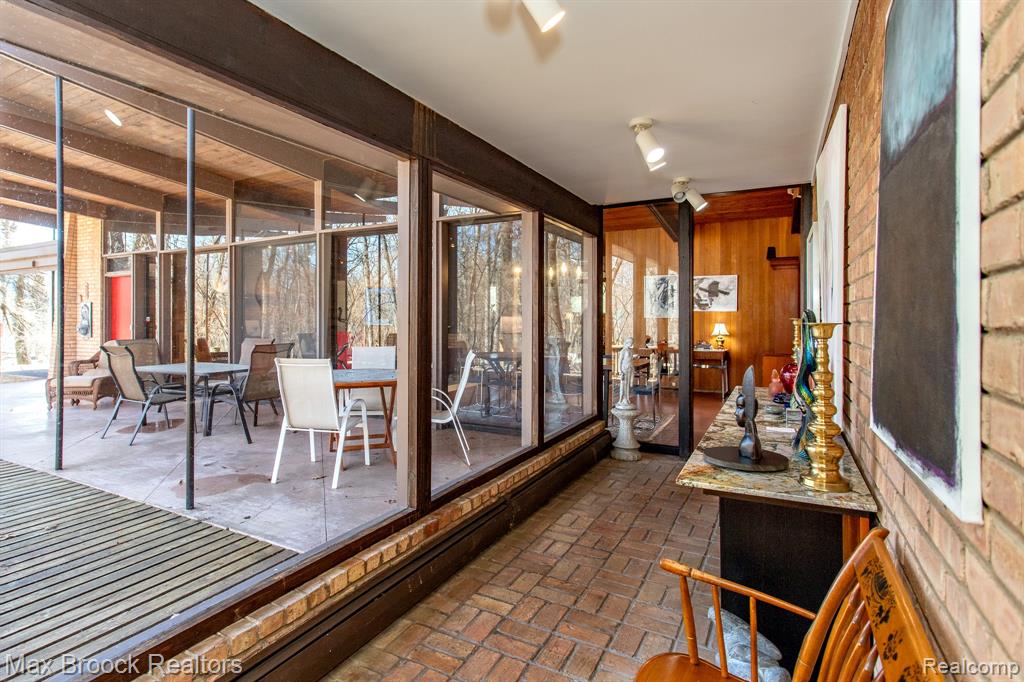 30875 Franklin Road Property Photo 47