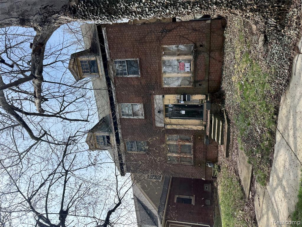 931 Ashland Street Property Photo 1