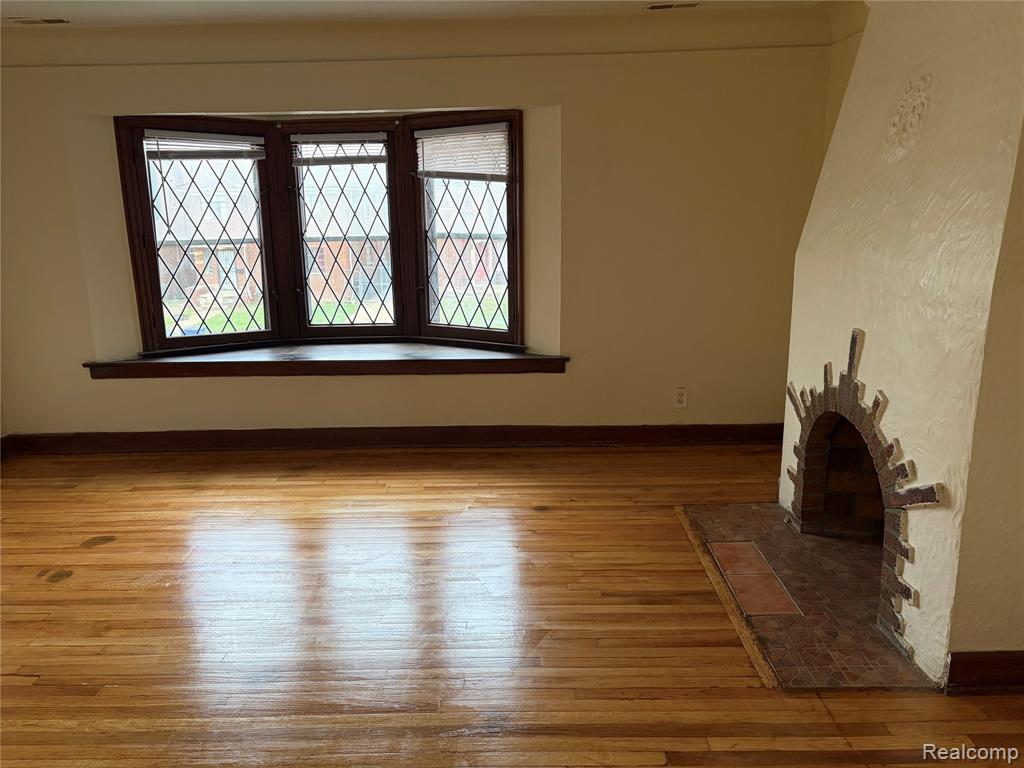 17189 Wisconsin Street Property Photo 2