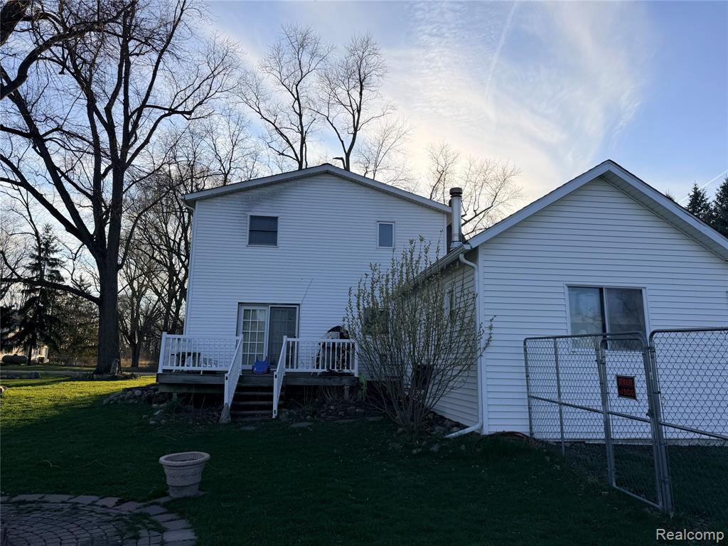 6038 Byron Road Property Photo 6