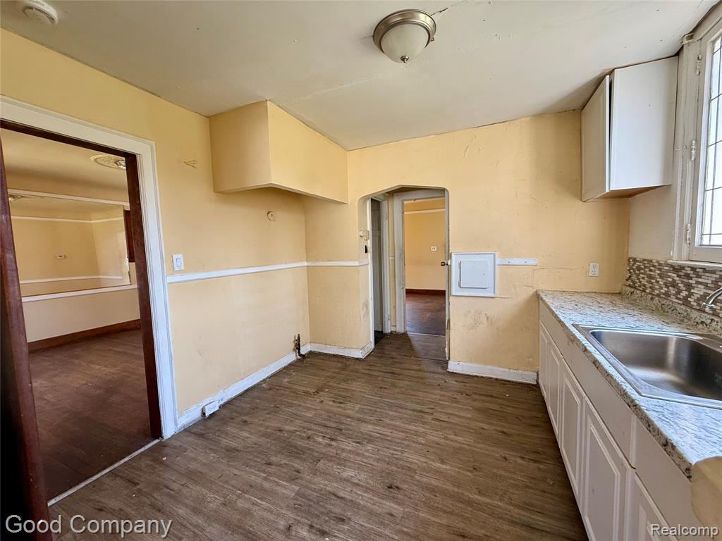 12761 Corbett Street Property Photo 13