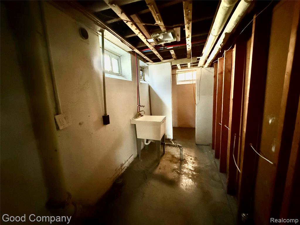 12761 Corbett Street Property Photo 29