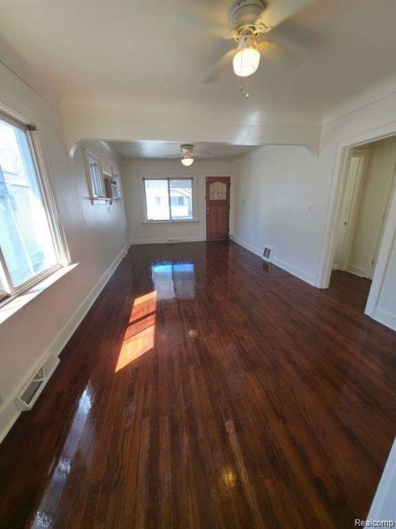 843 Ossington Avenue Property Photo 2