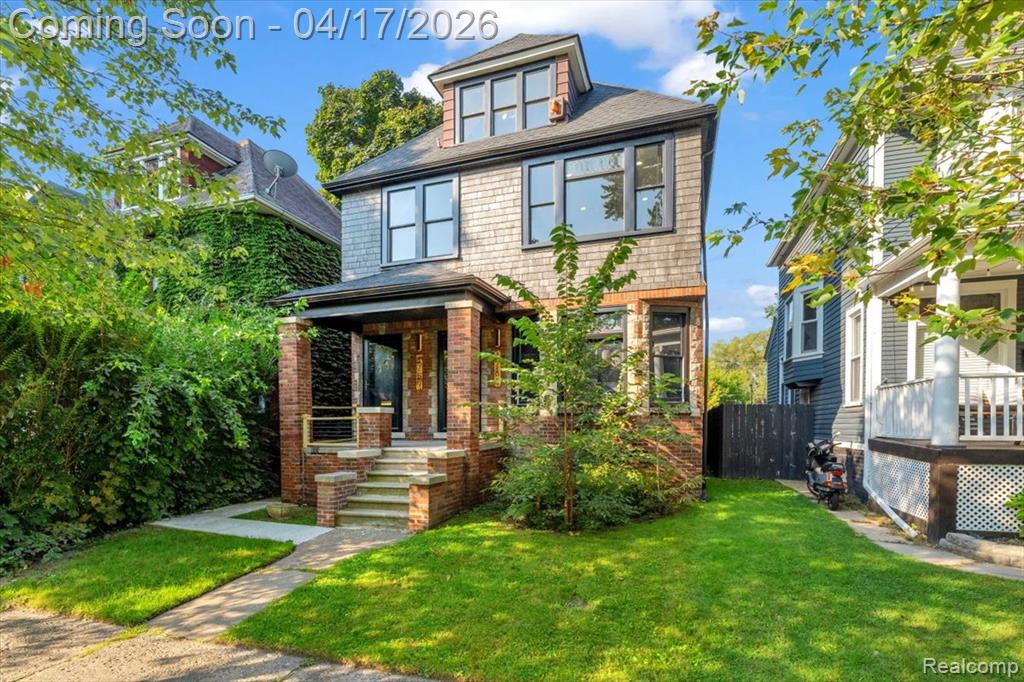1759 Parker Street Property Photo 1
