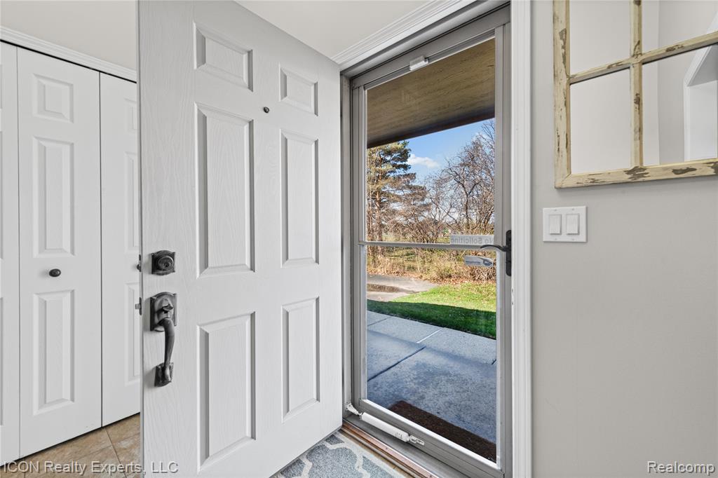 3754 Knightbridge Circle Property Photo 14