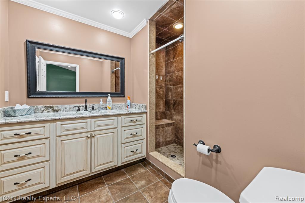 3754 Knightbridge Circle Property Photo 19
