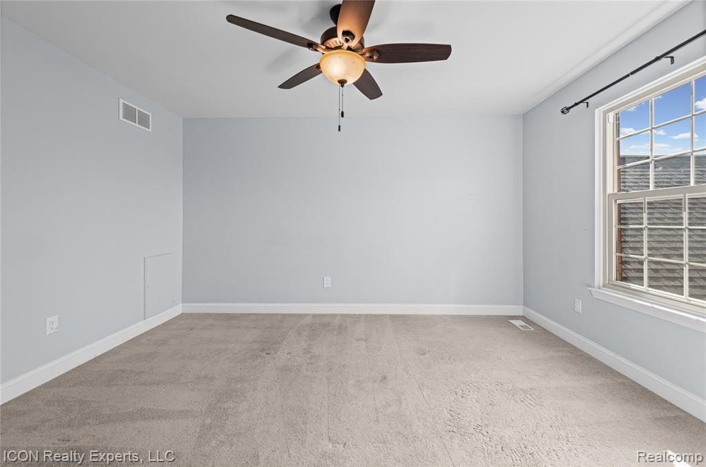 3754 Knightbridge Circle Property Photo 28