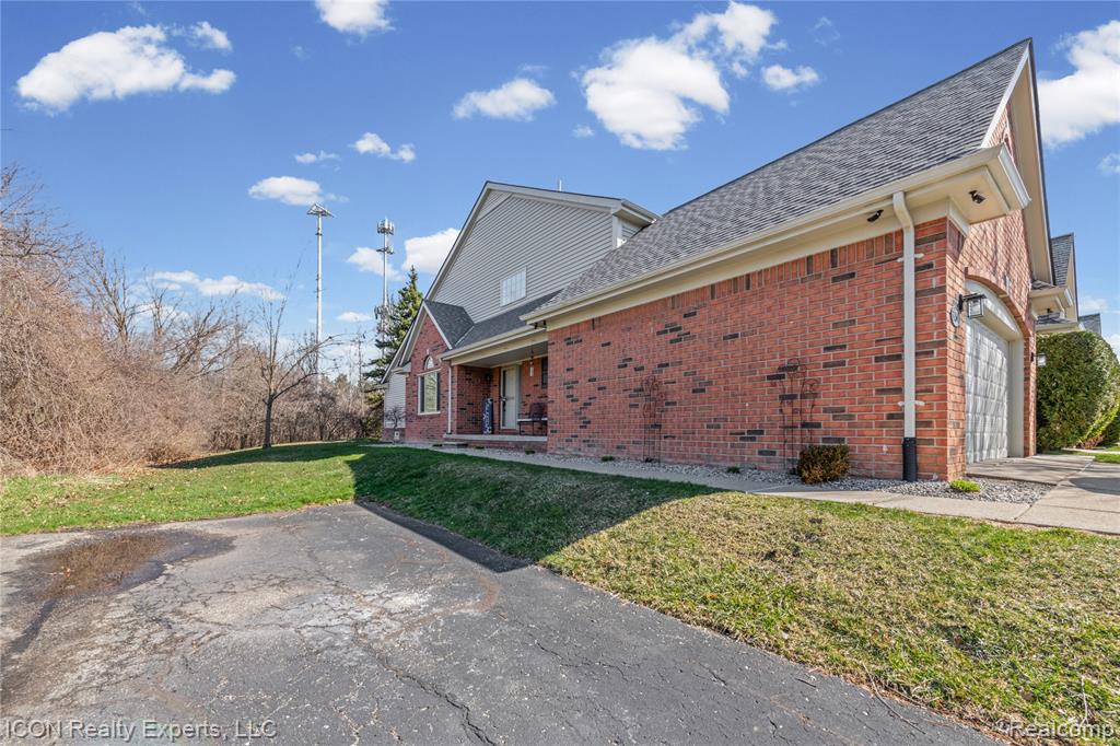3754 Knightbridge Circle Property Photo 31