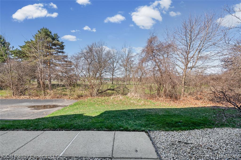 3754 Knightbridge Circle Property Photo 34