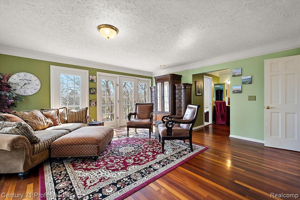 5423 Bristol Parke Drive Property Photo 35