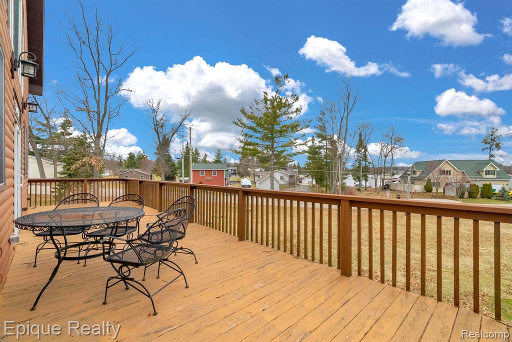 3247 Comanche Trail Property Photo 11