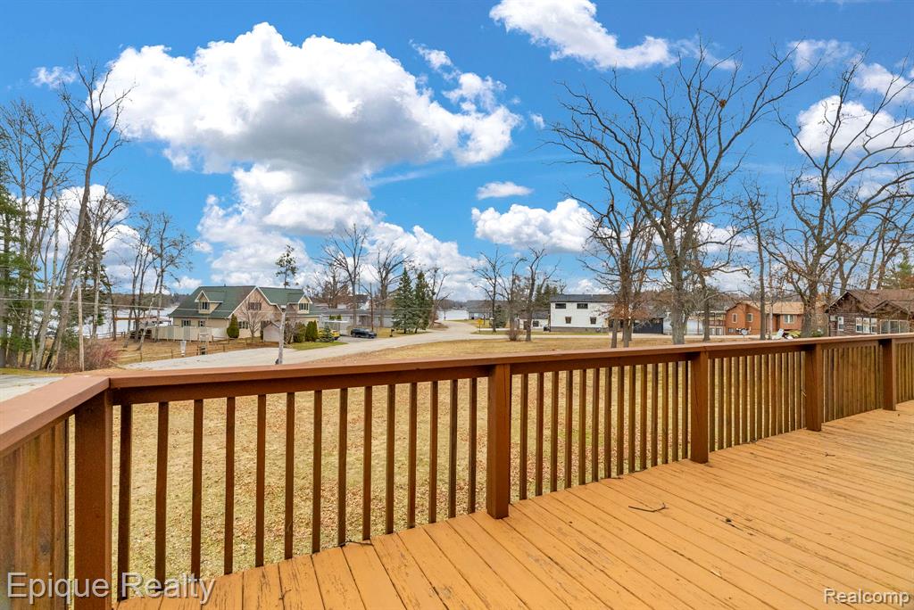 3247 Comanche Trail Property Photo 12