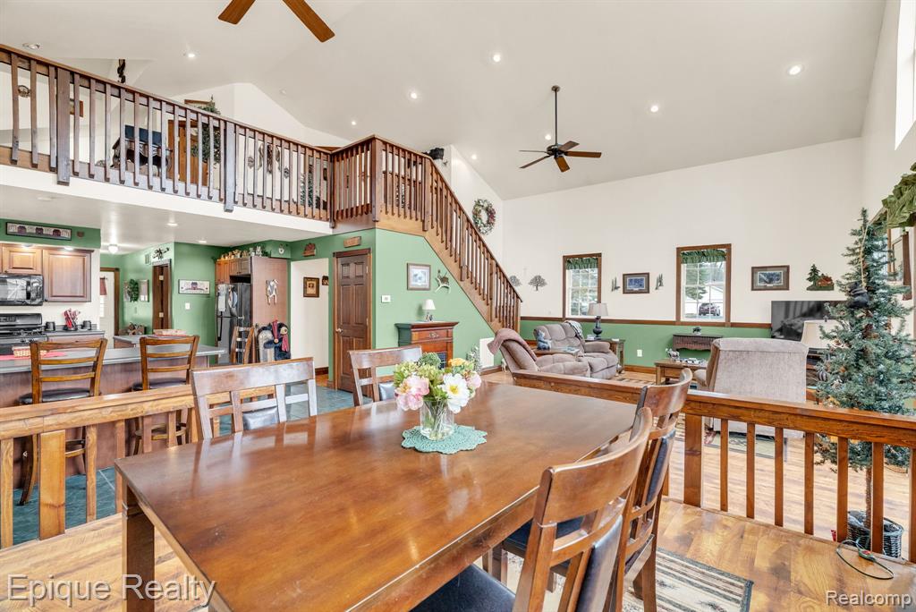 3247 Comanche Trail Property Photo 20