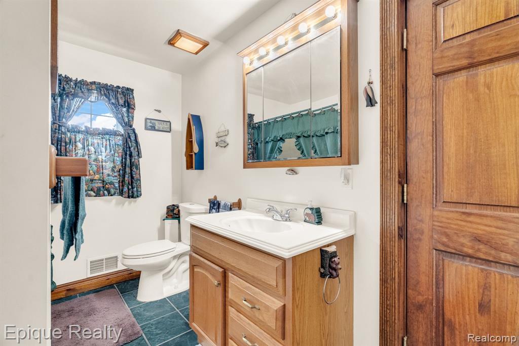 3247 Comanche Trail Property Photo 31
