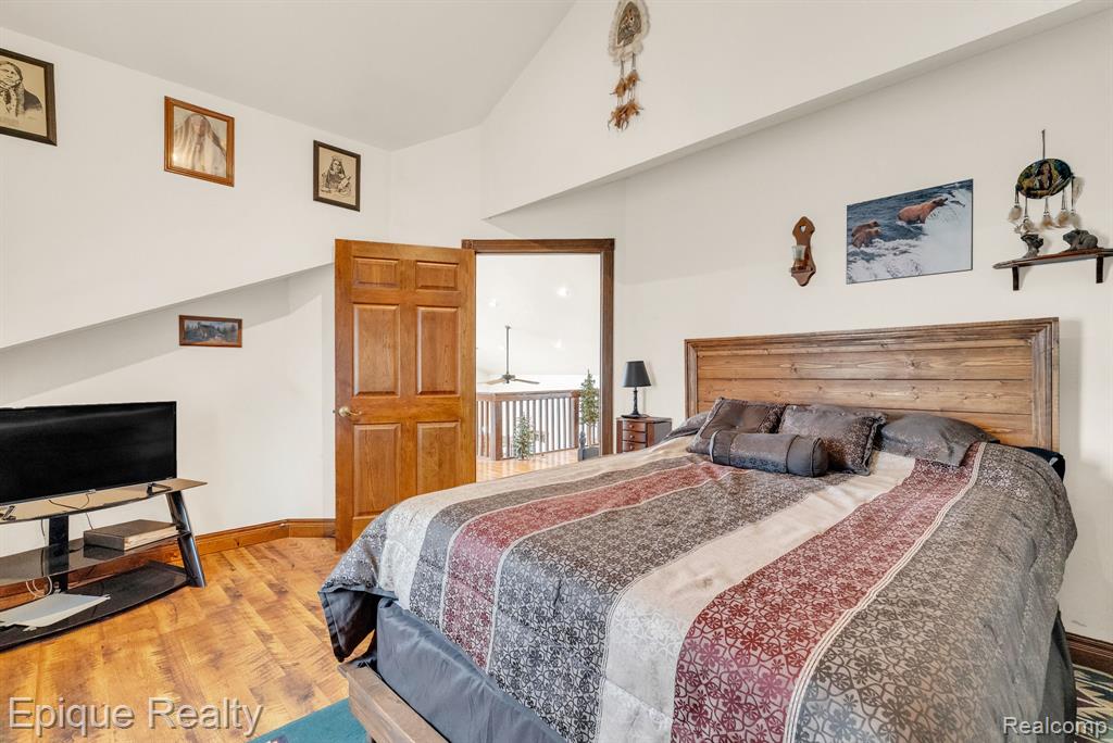 3247 Comanche Trail Property Photo 42