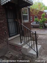 19726 Moross Road Property Photo 6