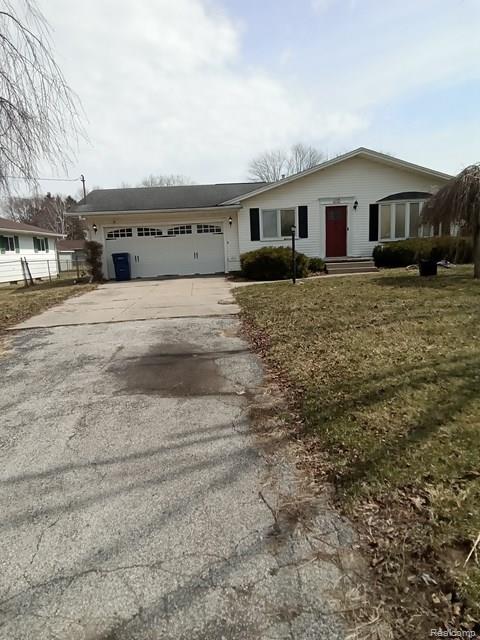 4141 Amelia Drive
