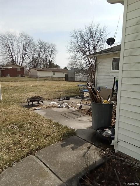4141 Amelia Drive Property Photo 2