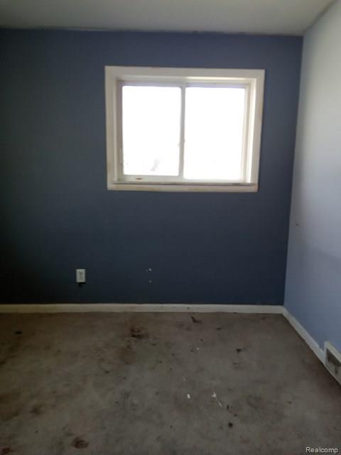 4141 Amelia Drive Property Photo 7