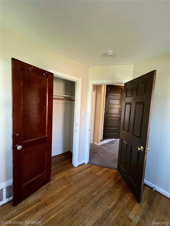 23280 Forest Street Property Photo 15