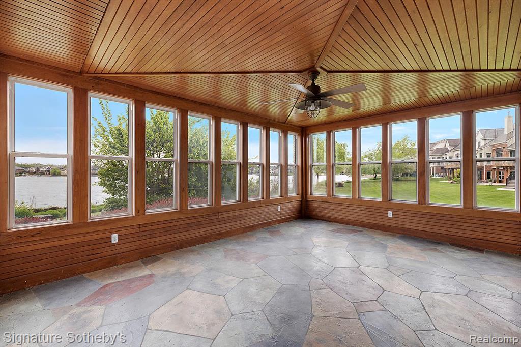 10611 Lighthouse Point Property Photo 46